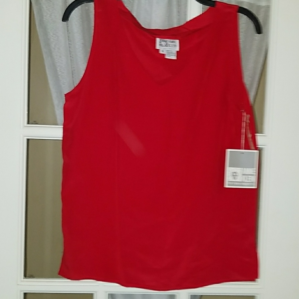 Top, size 6 Anne Klein